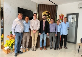 MEETING PARTNER FROM SPAIN - VELLSAM